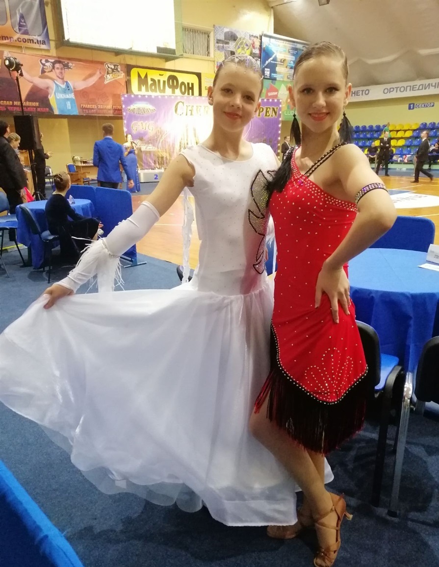 Альбіна Єфімова та Маргарита Гусьман