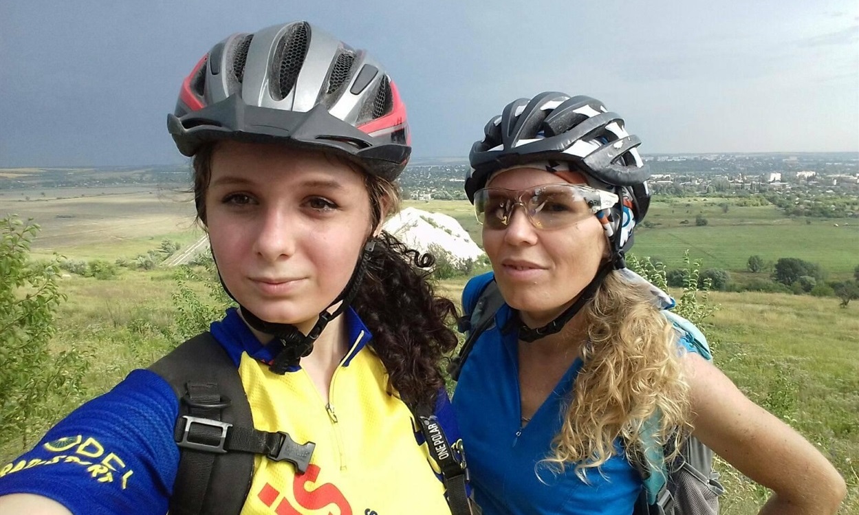 Оля разом з донькою Анжелікою