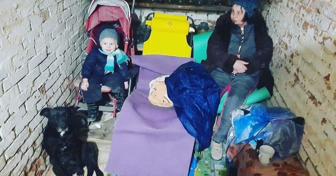 Життя у підвалі