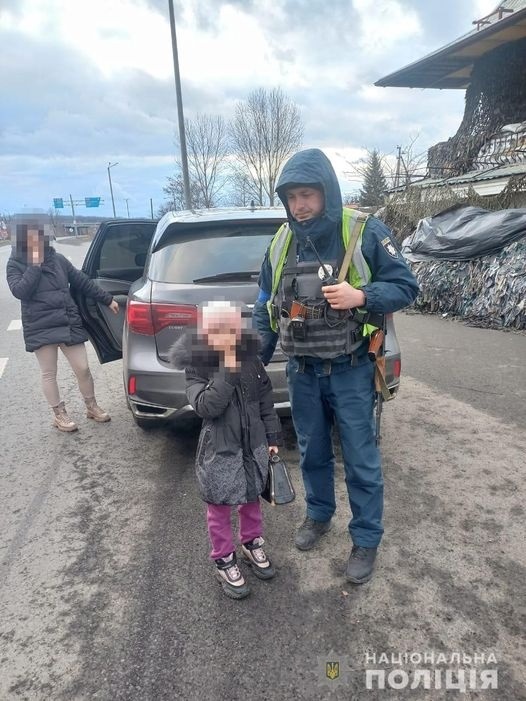 Правоохоронці знайшли зниклу дівчинку
